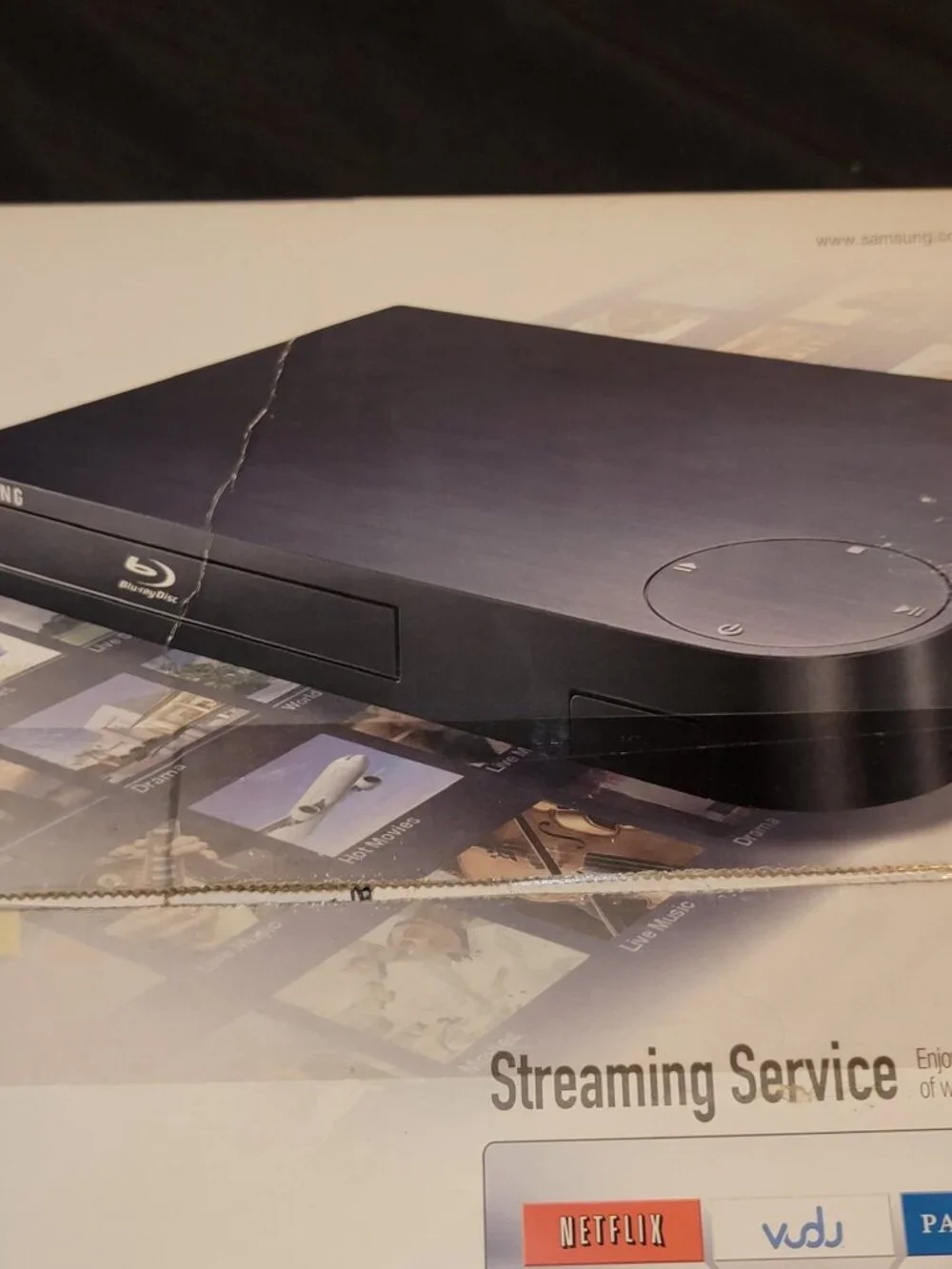 Samsung BD-FM51 Blu-Ray Disc Player New In Box! Dvd